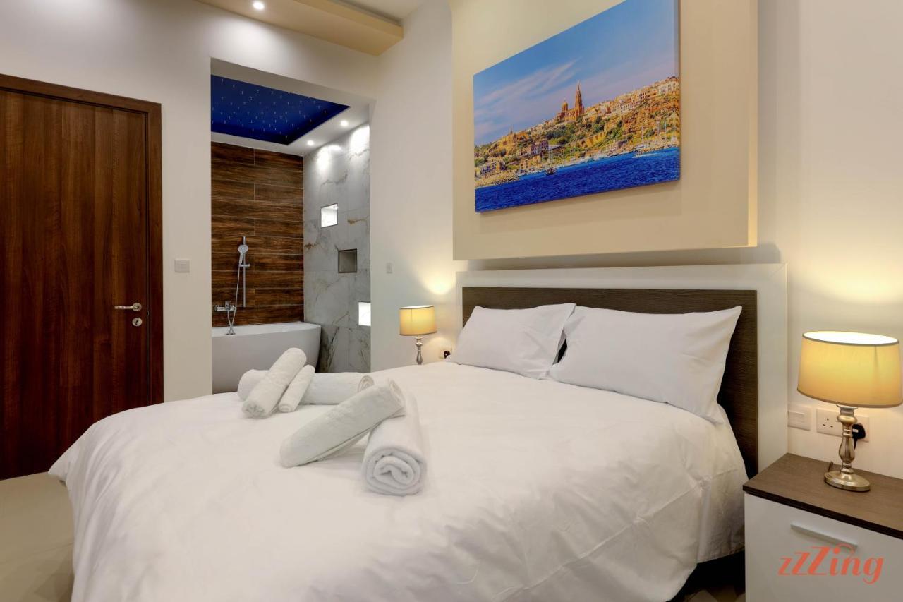 Gem Beachfront Apt With Amazing Bay And Sea Views Birżebbuġa Exterior foto